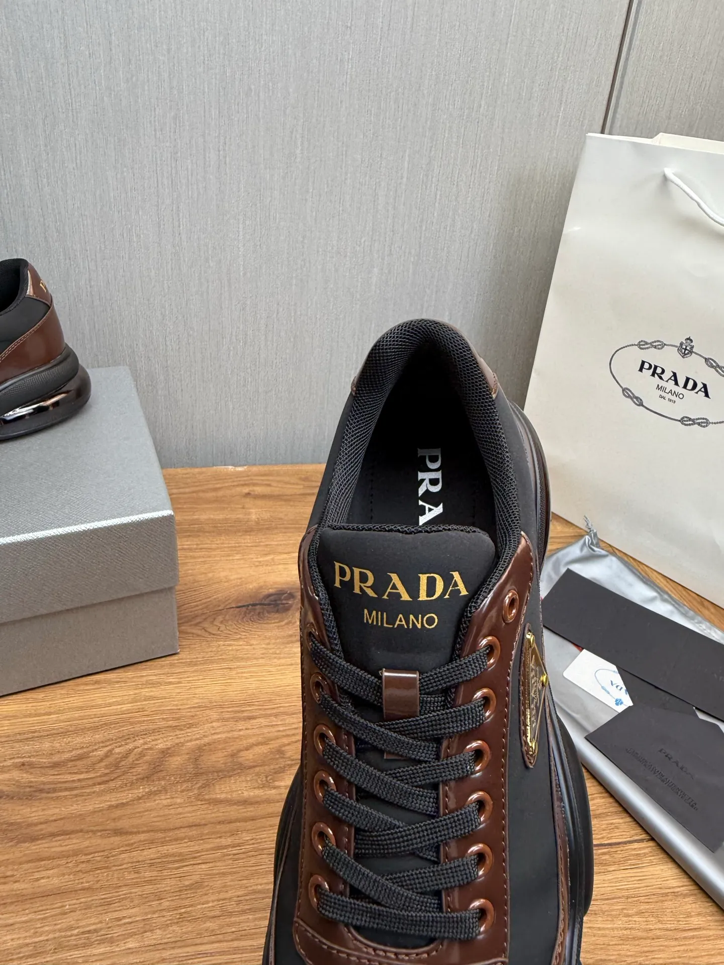 Men's shoes 💰660💰 [PRADA] Men's shoes are popular in the counter, official website is synchronized, 1 high-quality shipment ✔️Original cowhide upper + cowhide lining, 1🆚1 replica, original sole, 38-45 (45 customized, non-refundable)